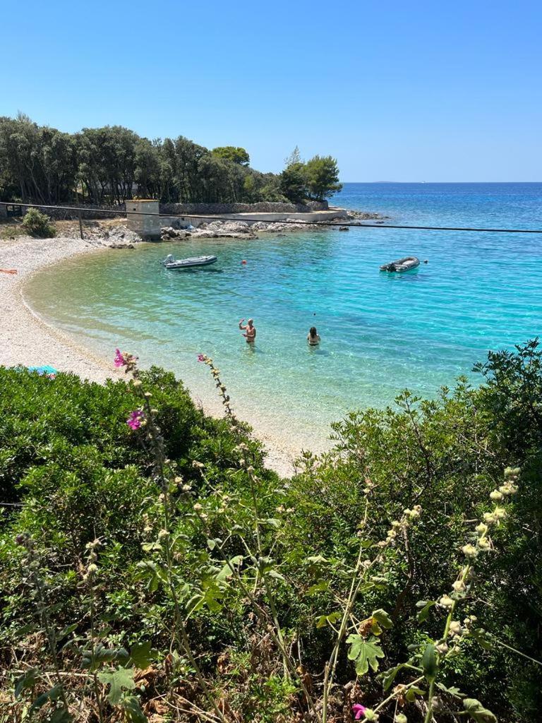 Blue Lagoon Silba Bagian luar foto
